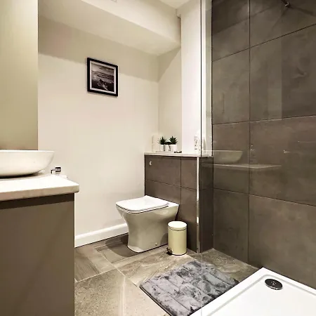 Liam Place Near Hyde Park - 1 Double Bed, 1 Sofa Bed, Spacious Apartment, Private Entrance London Exterior photo