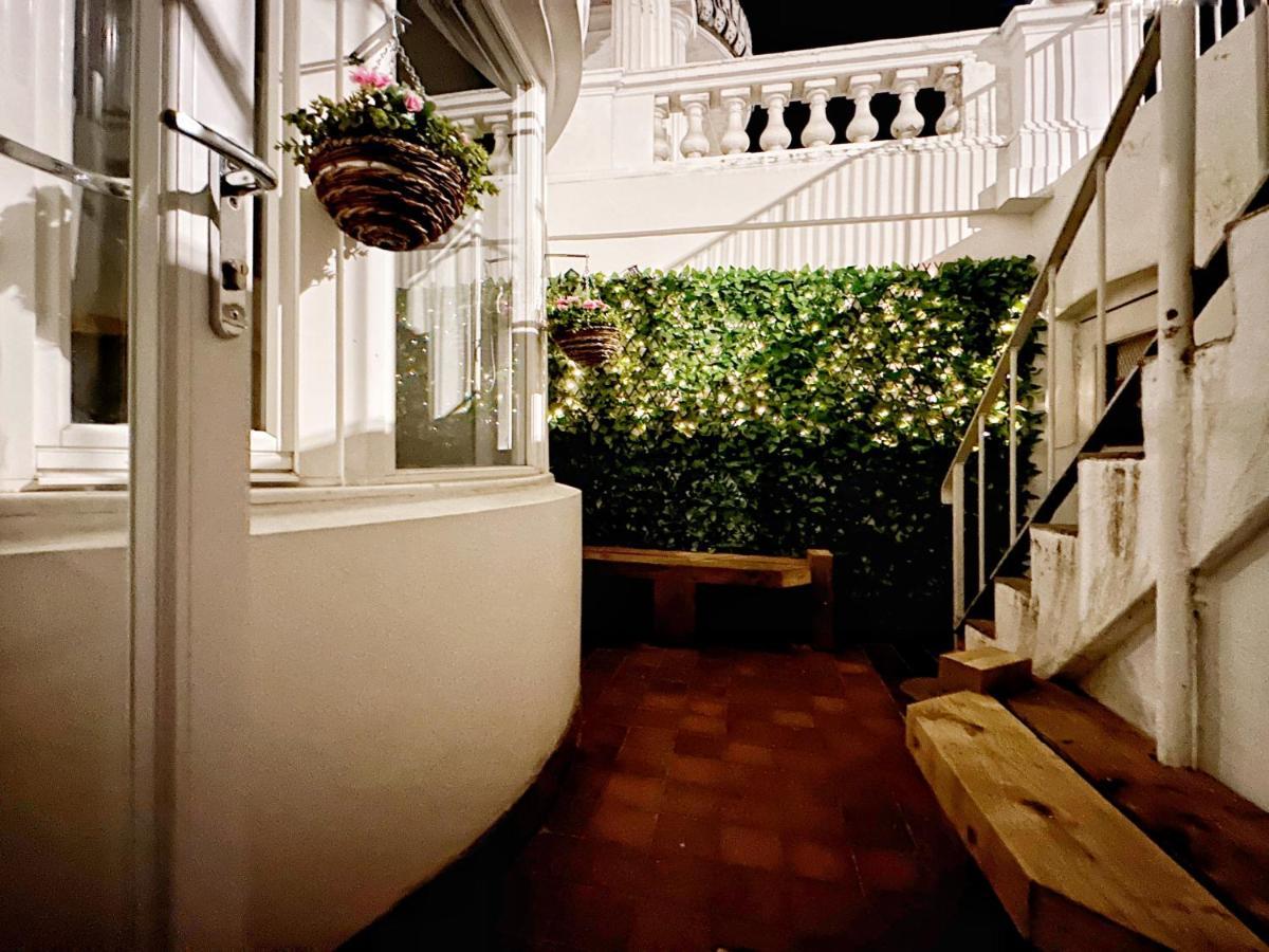 Liam Place Near Hyde Park - 1 Double Bed, 1 Sofa Bed, Spacious Apartment, Private Entrance Apartment London